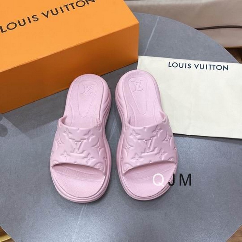 LV Women's Slippers 359